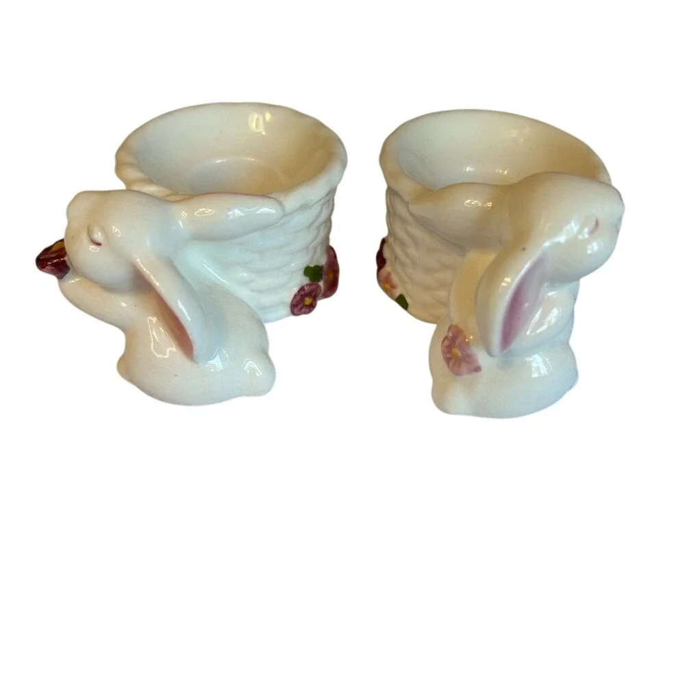 Vintage Avon 1982 Easter‎ Bunny Rabbit Ceramic Tapered Candlestick Holders 3X2